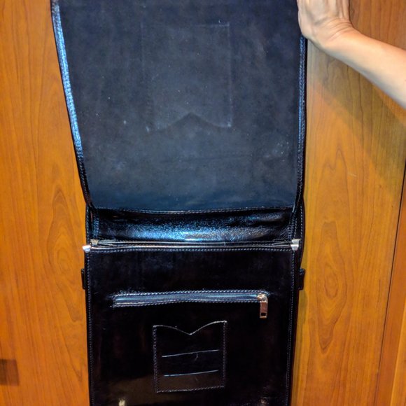 Italian Leather Shoulder Bag Unisex Brand New - Picture 7 of 12